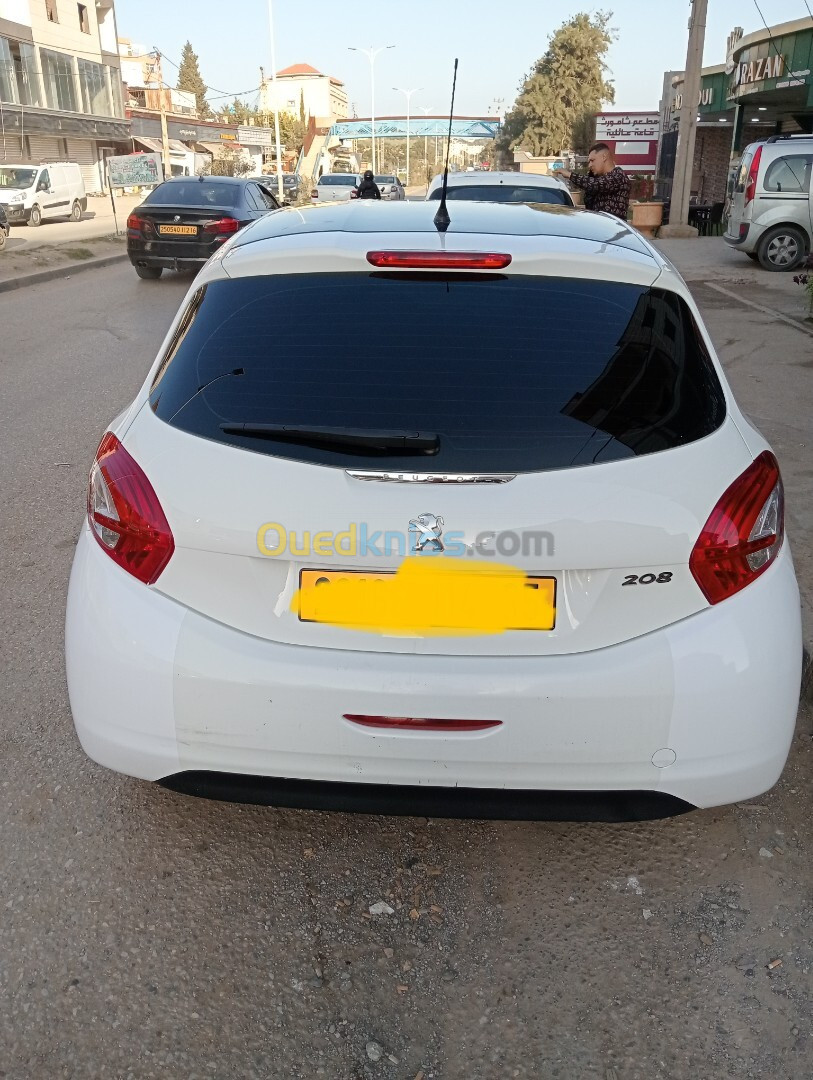 Peugeot 208 2014 Allure