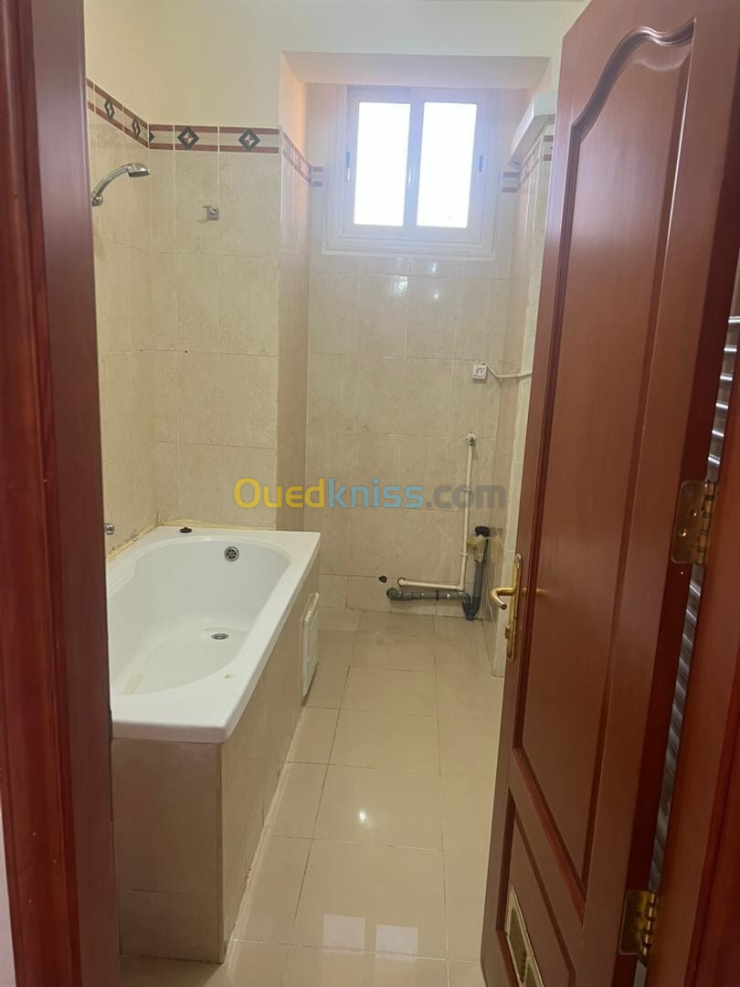 Location Appartement F3 Alger El achour