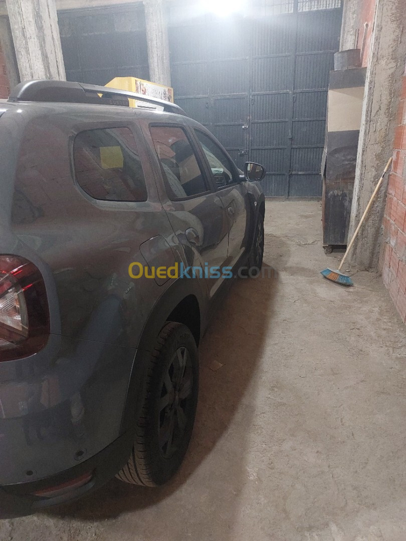 Dacia Duster 2023 Gold