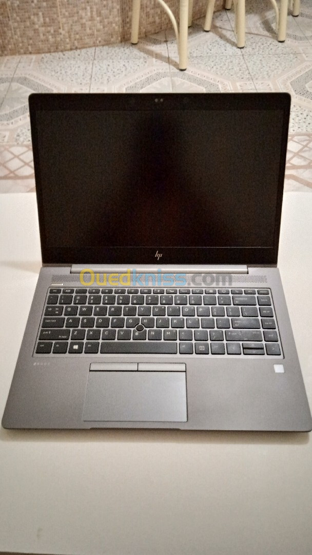 HP ZBOOK I5-8RAM-256SSD