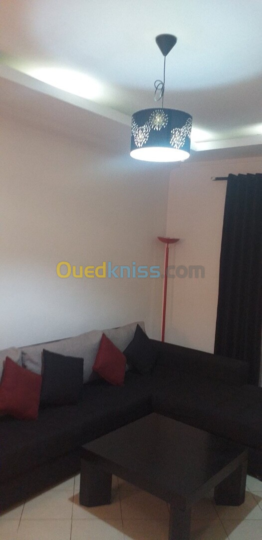 Location Appartement F2 Alger Hydra