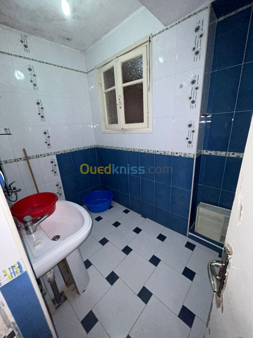 Location Appartement F4 Alger Bab ezzouar