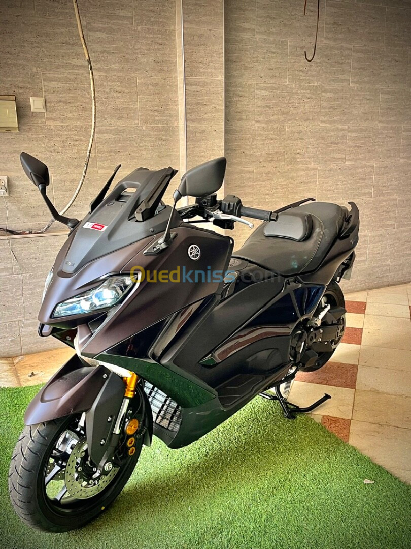 YAMAHA TMAX 562 TECH MAX 2024