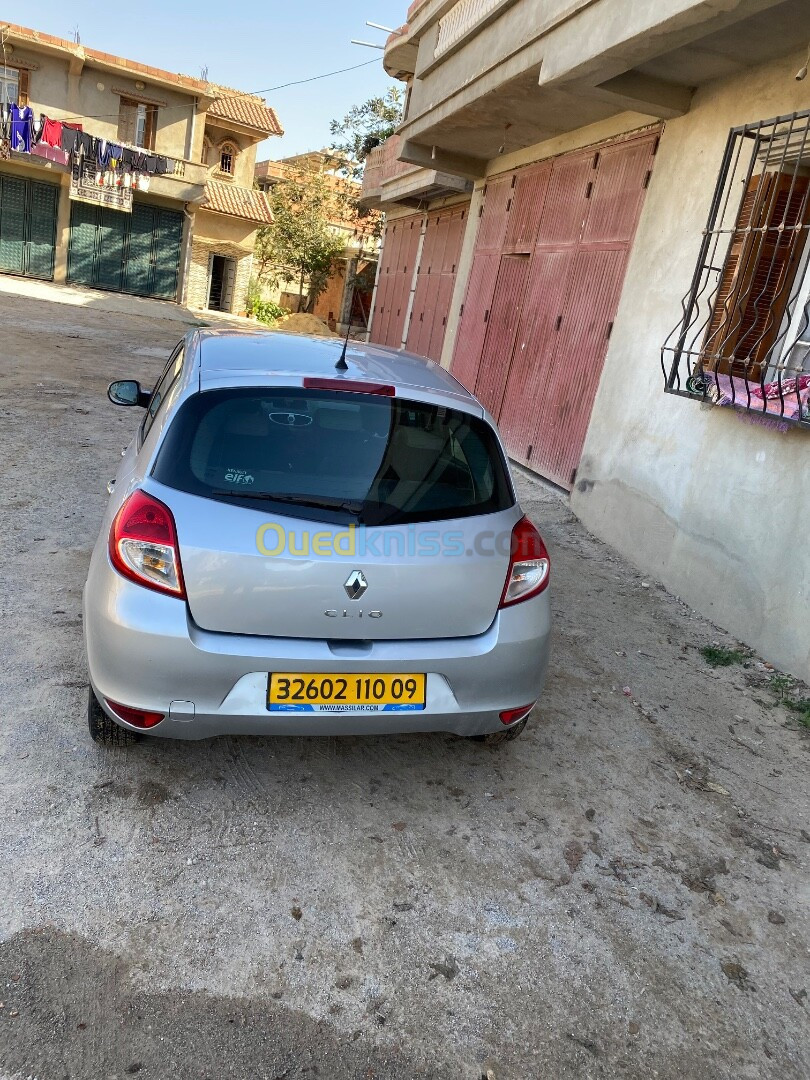 Renault Clio 3 2010 Exception