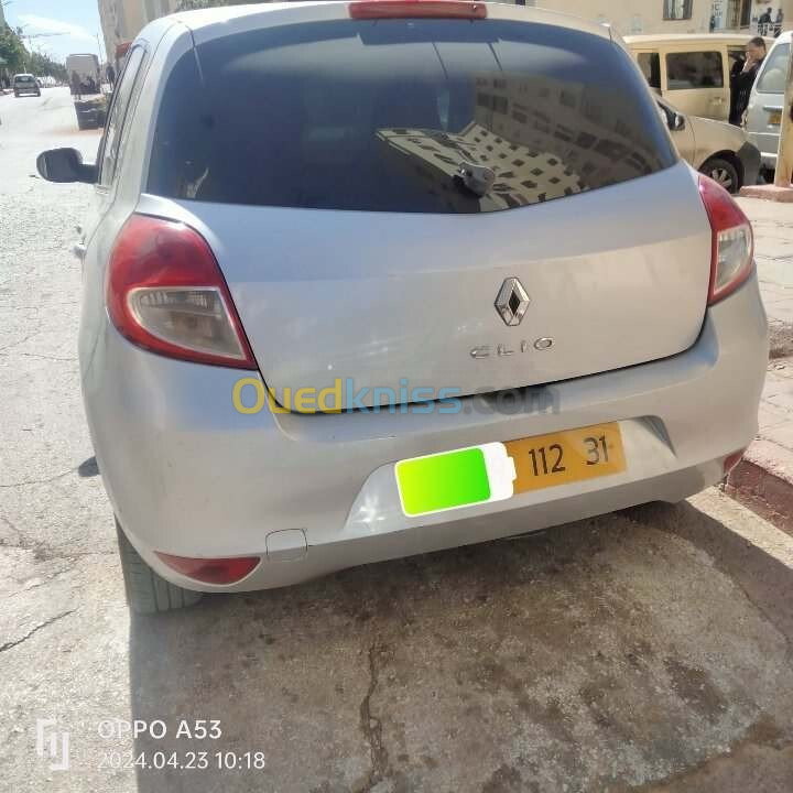 Renault Clio 3 2012 لاتوت