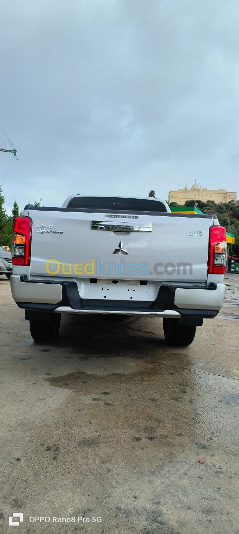 Mitsubishi L200 2021 Doube cabine Evolution