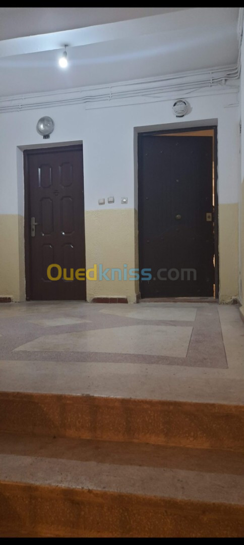 Location Appartement F3 Alger Hydra