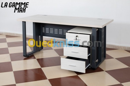 BUREAU OPÉRATEUR 