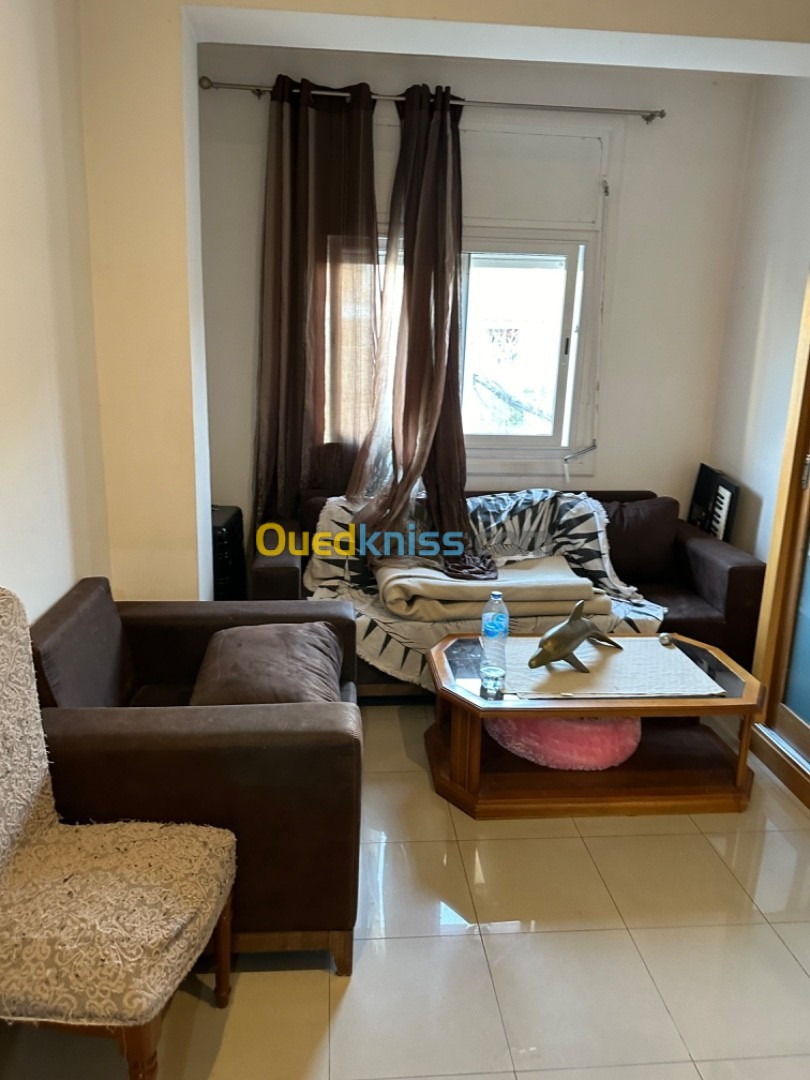 Location vacances Appartement F3 Alger Mohammadia