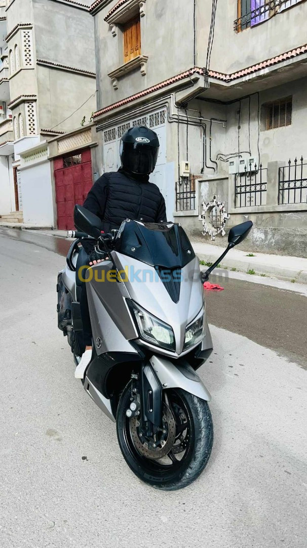 Yamaha T-max 530 2015