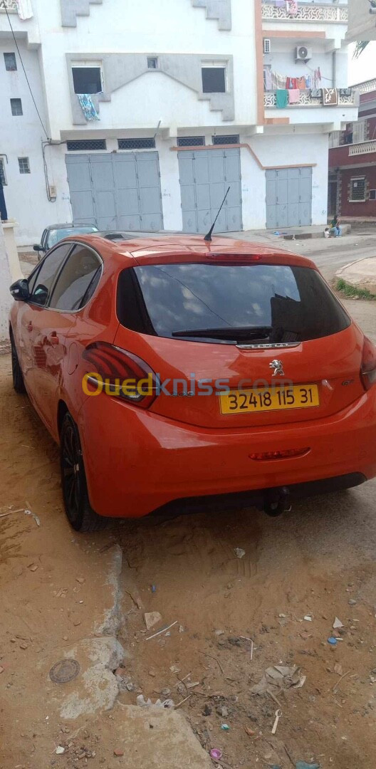 Peugeot 208 2015 Allure