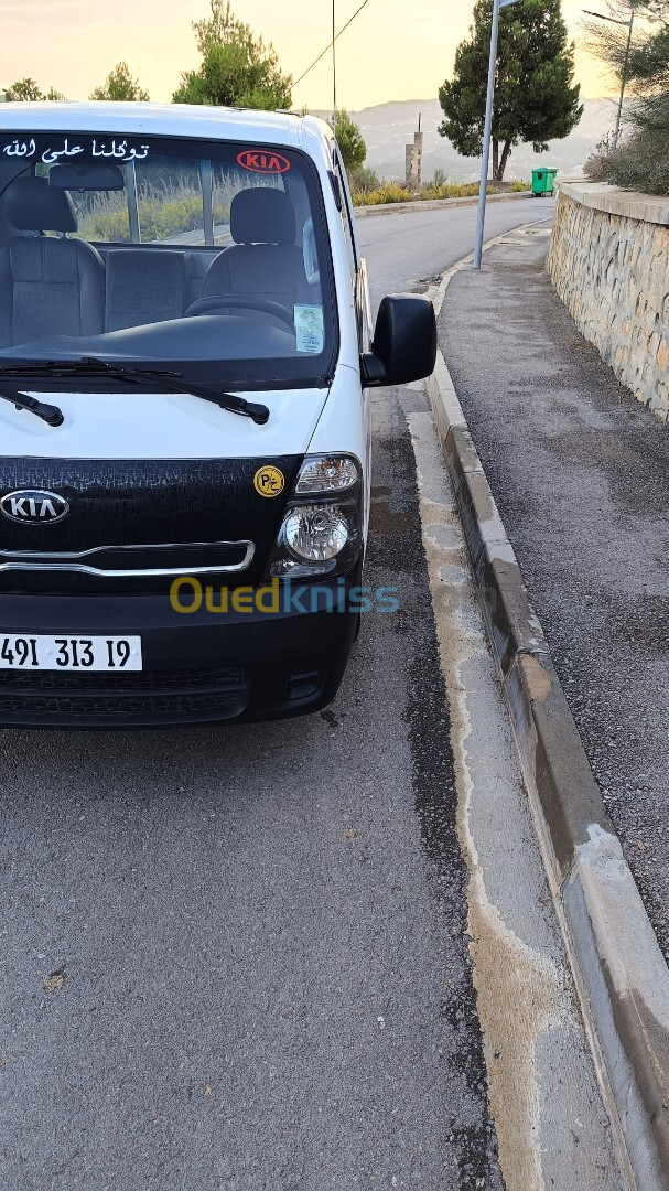 Kia K2700 2013