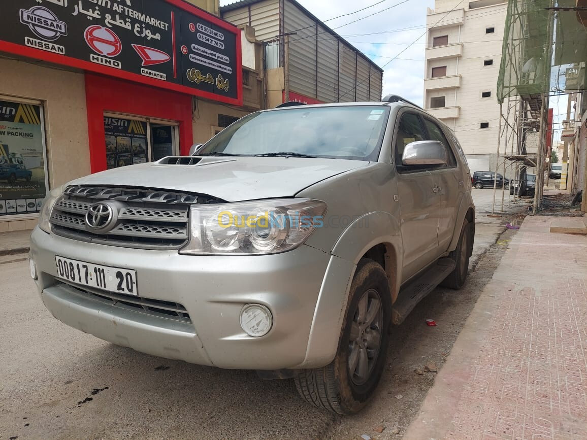 Toyota Fortuner 2011 Fortuner