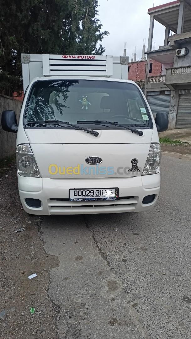 Kia Kia 2700 2011