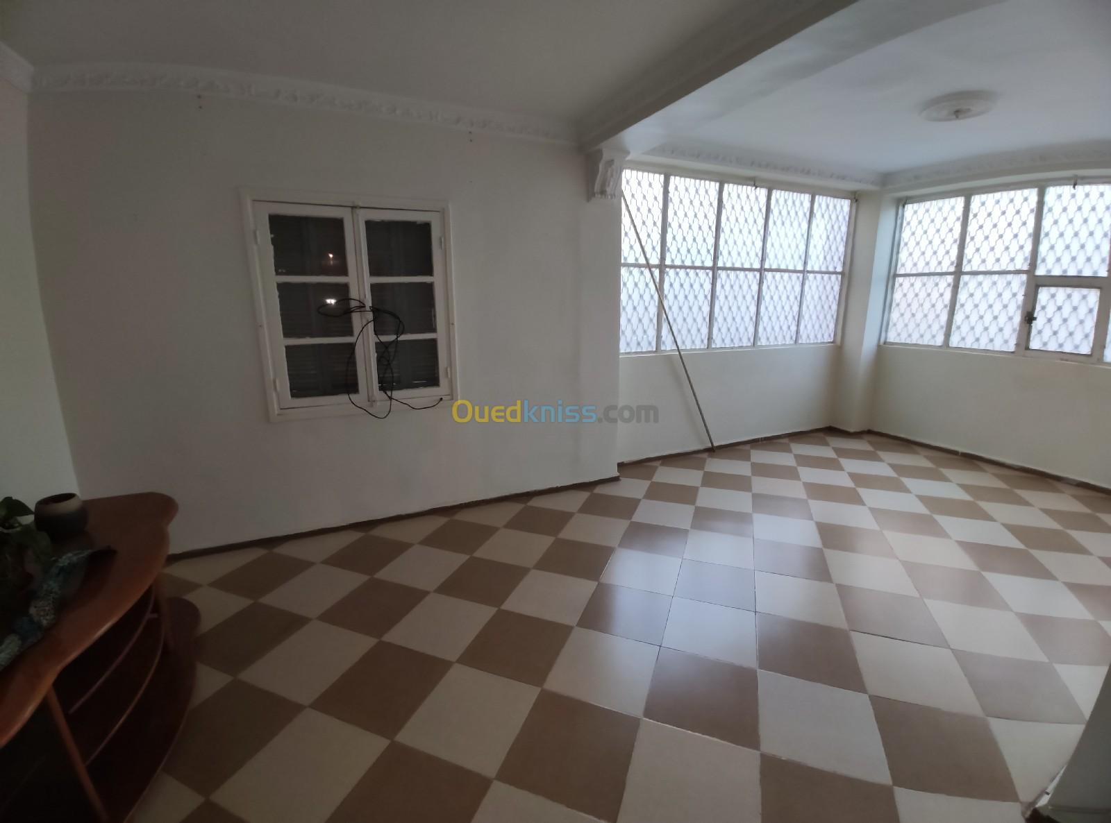 Vente Appartement F6 Tlemcen Hennaya