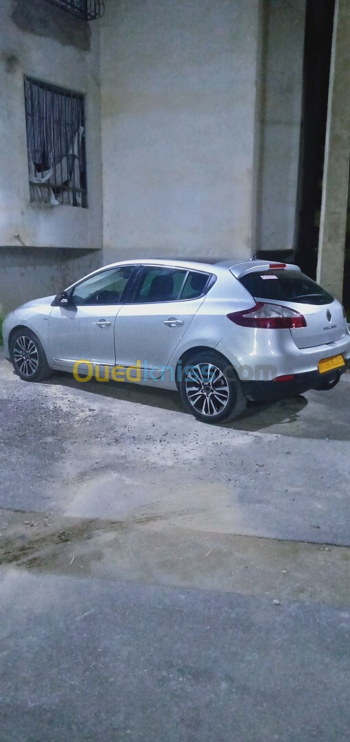 Renault Megane 3 2015 Bose