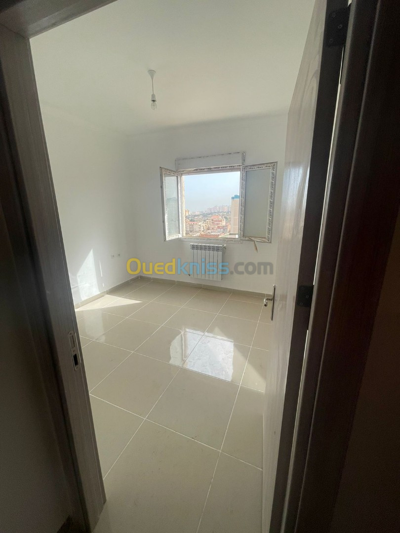 Location Appartement F5 Alger Ain benian