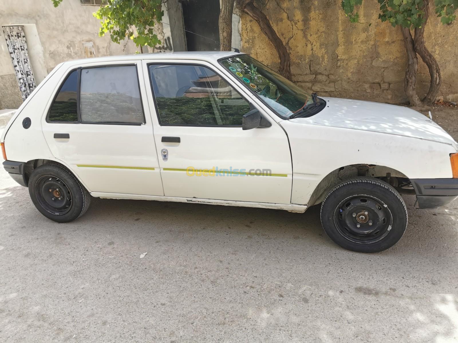 Peugeot 205 1990 Junior