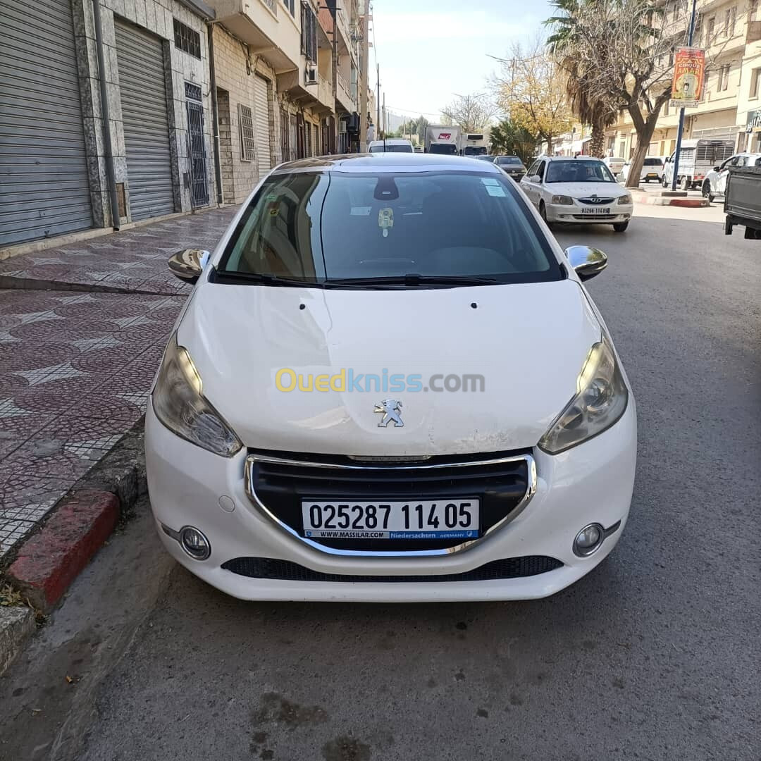 Peugeot 208 2014 Allure