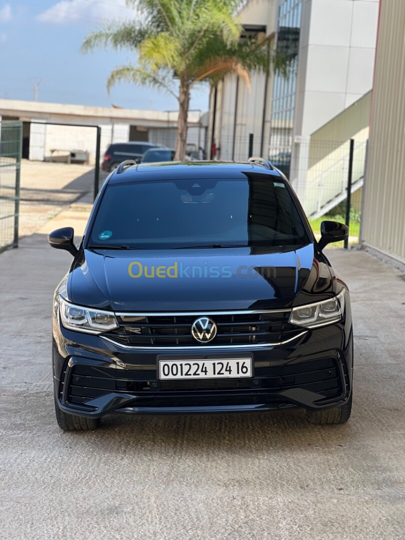 Volkswagen Tigouan 2024 R-Line black black full options