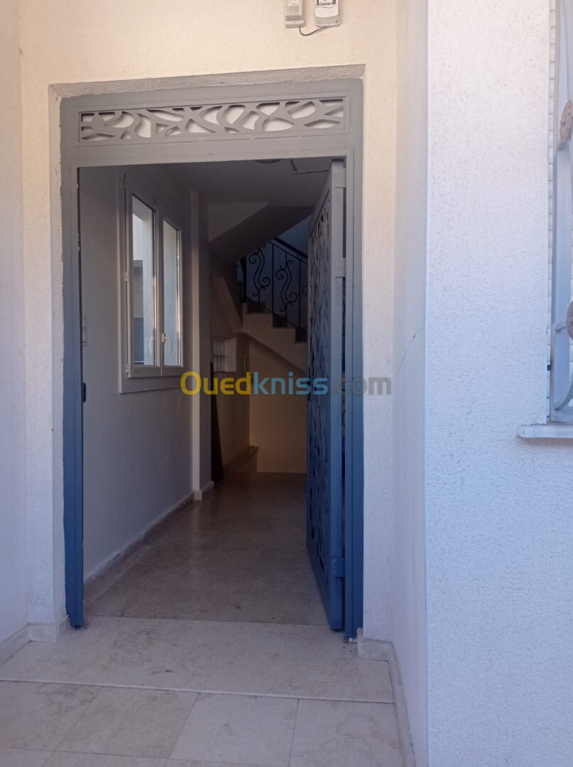 Location Appartement F4 Alger Hydra