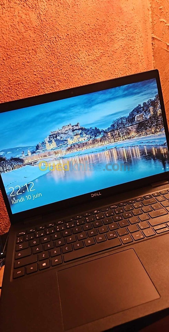 Dell Latitude 3520