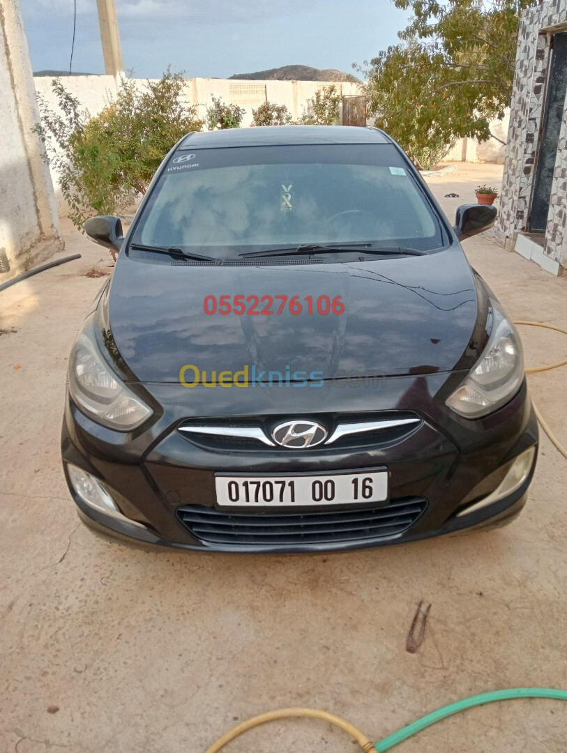 Hyundai Accent RB  5 portes 2012 Préstige