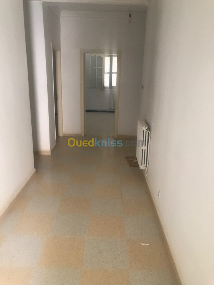 Location Niveau De Villa F5 Alger Ain naadja