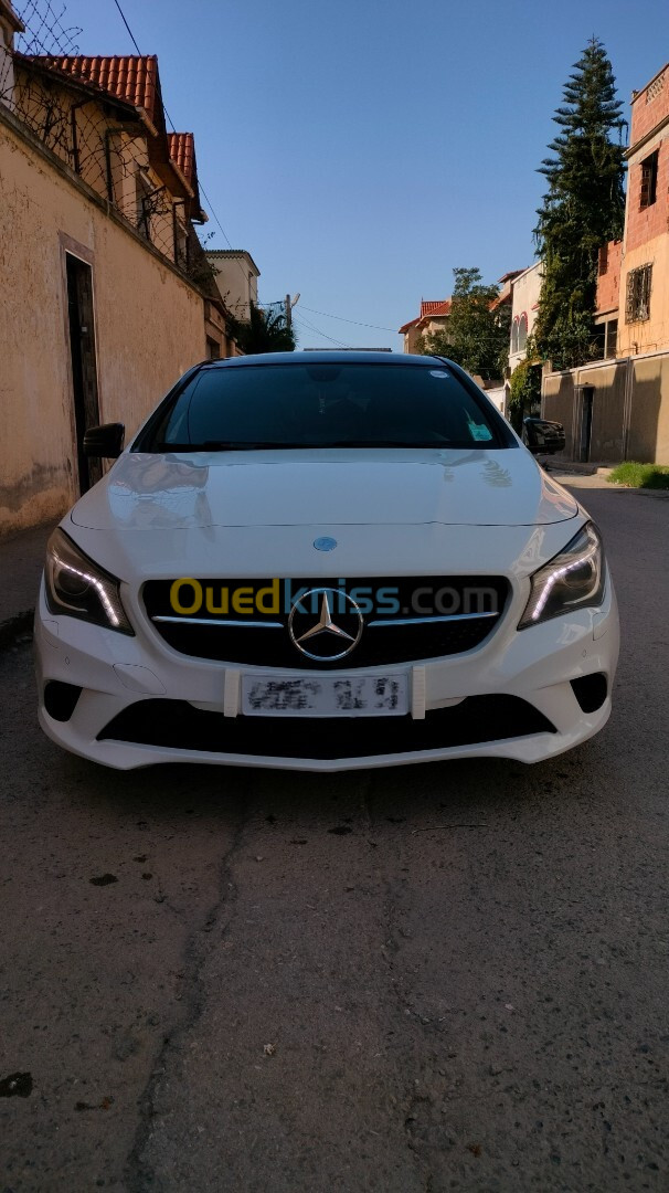 Mercedes CLA 2014 Coupé Exclusif + AMG 