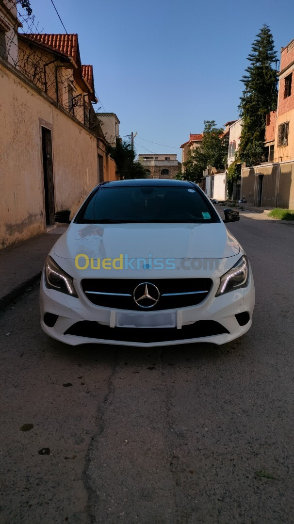 Mercedes CLA 2014 Coupé Exclusif + AMG 