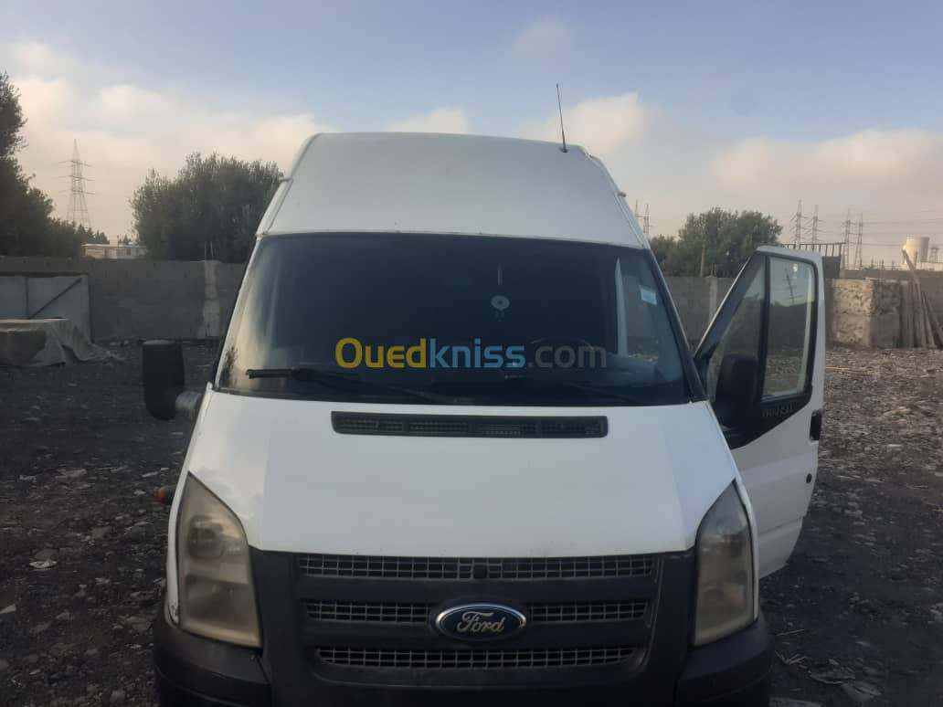 Ford transit 2013