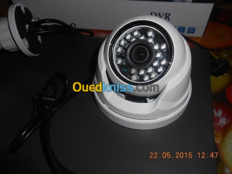   camera de surveillance 