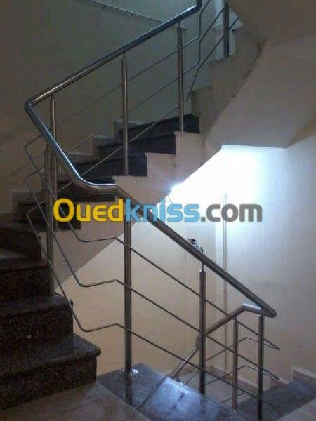 construction roumb d'escaliers en inox