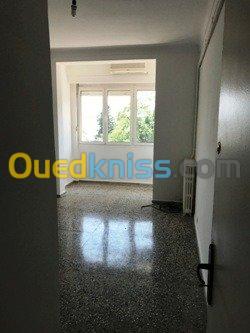 Location Appartement F4 Alger Hydra