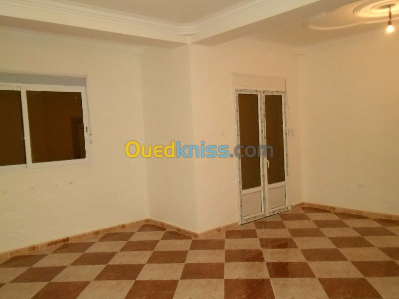 Location Appartement F3 Alger Khraissia