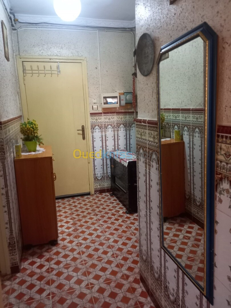 Location Appartement F2 Alger Bab ezzouar