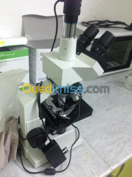 Microscope Numérique Trinoculaire Omax 40x-2000x Avec Caméra 1.3MP - Pour Laboratoire, Enseignement, électronique