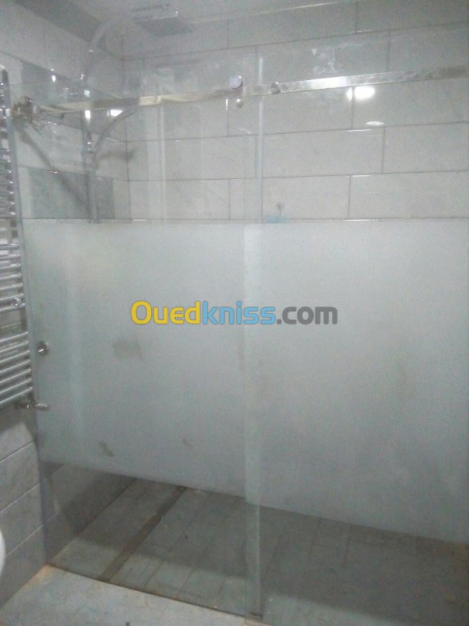 Cabine de douche sur mesure 