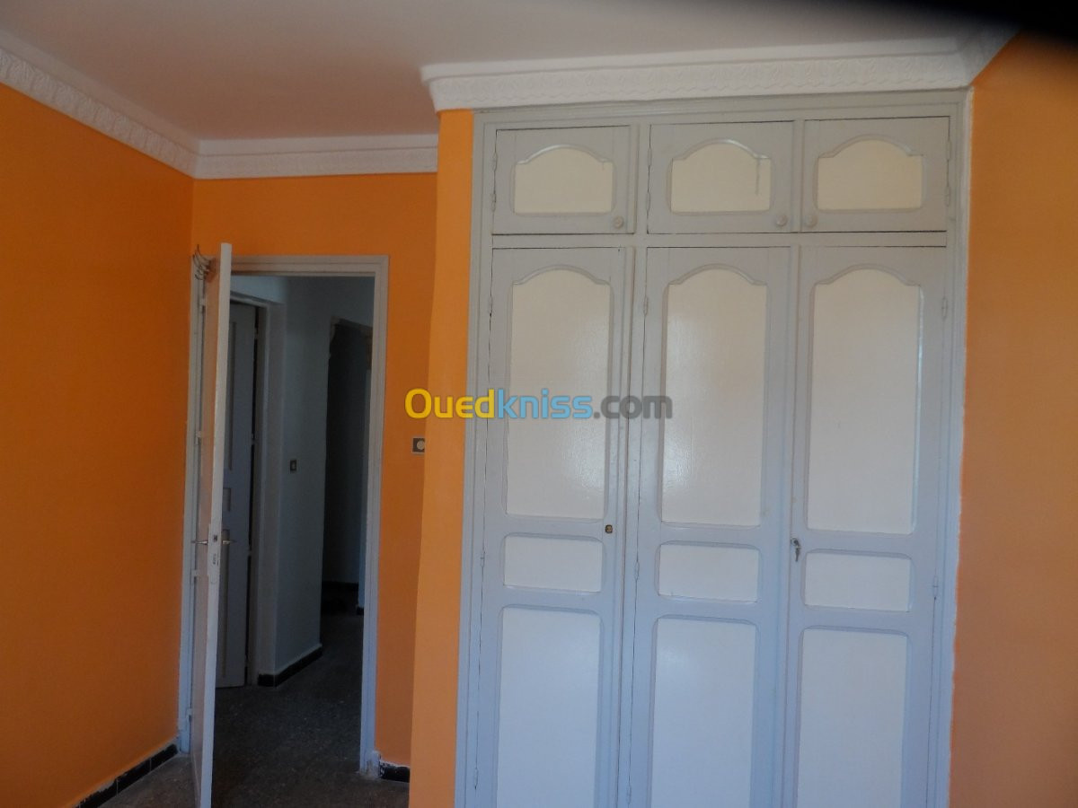 Location Appartement F3 Medea Berrouaghia