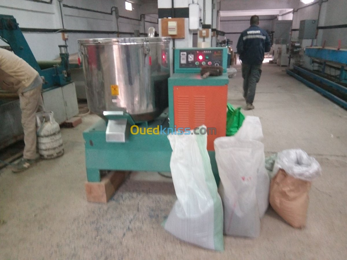 2 machine extrusion plastique