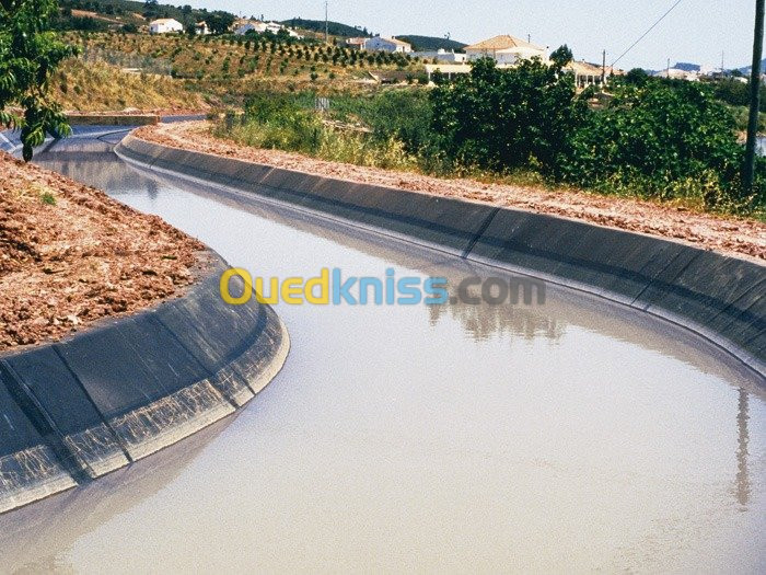 TRAVAUX D'ETANCHEITE / GEOMEMBRANE .