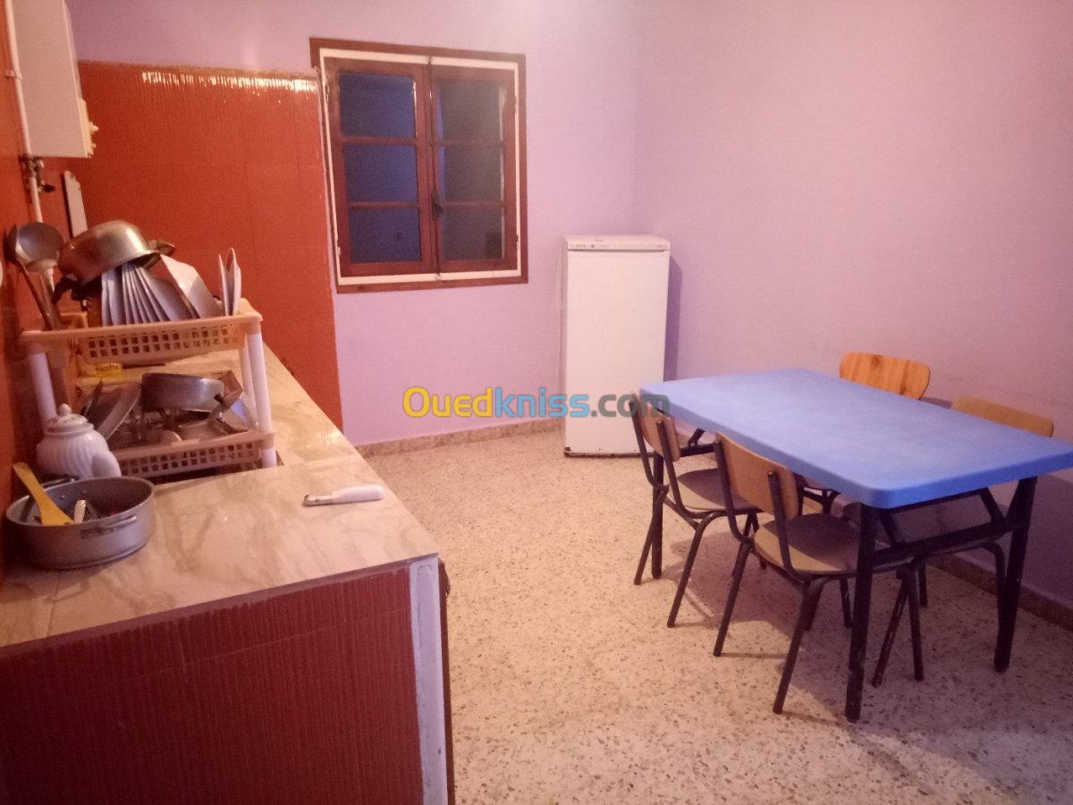 Location Appartement F1 Tizi ouzou Azeffoun