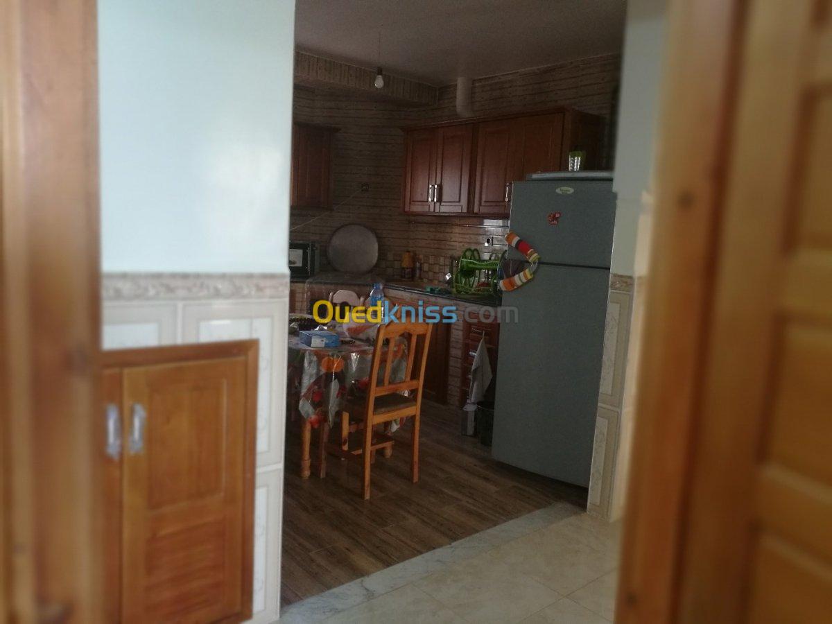 Location vacances Appartement F4 Constantine Constantine