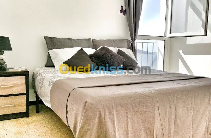 Location vacances Appartement F4 Oran Oran