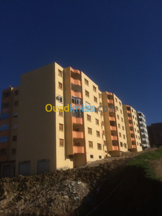 Vente Appartement F4 Skikda Ramdane djamel