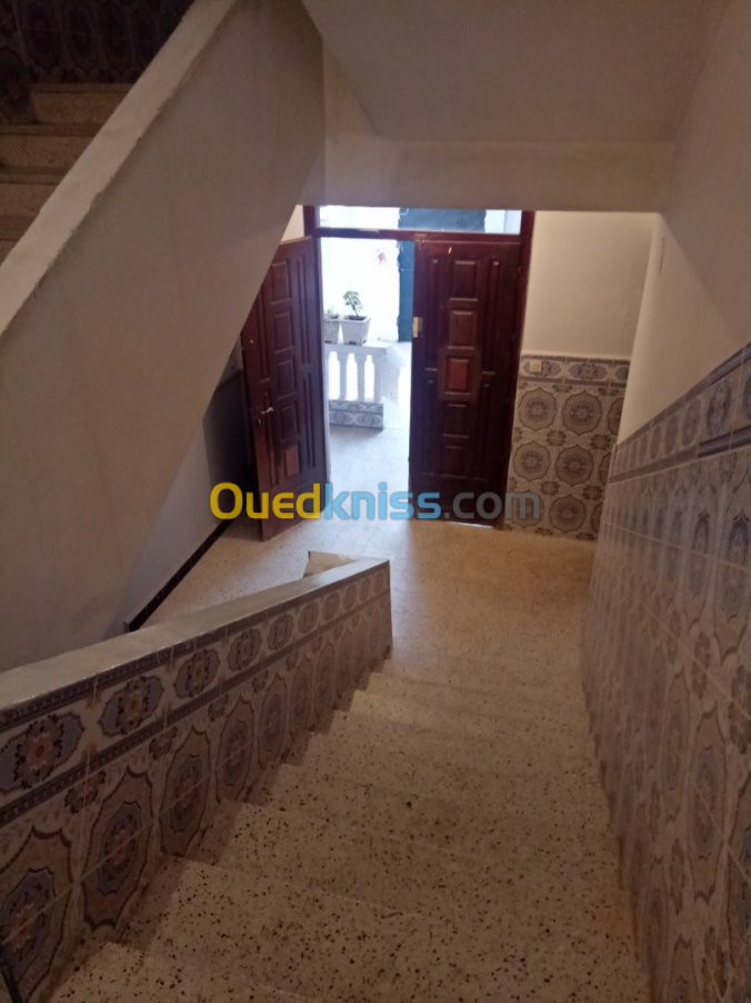 Location Niveau De Villa F3 Alger El achour