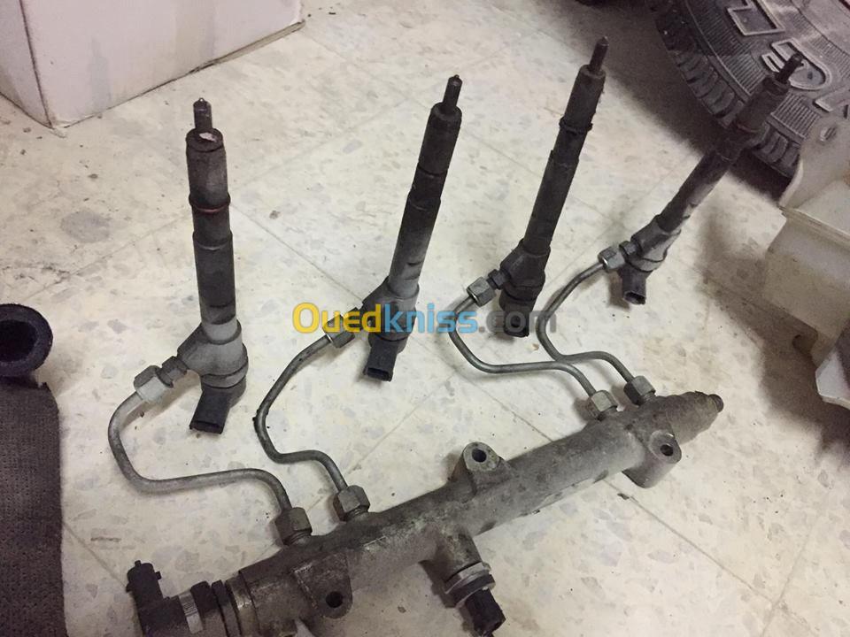 injecteur jeep 2.8 CRD 0445110 218