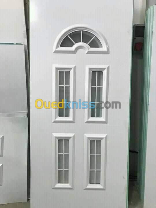 Menuiserie en (PVC) portes/fenêtres 