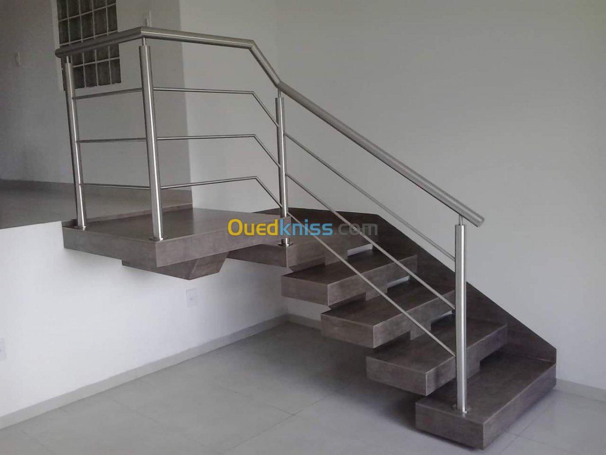 rampe d'escalier en inox et Verre et a