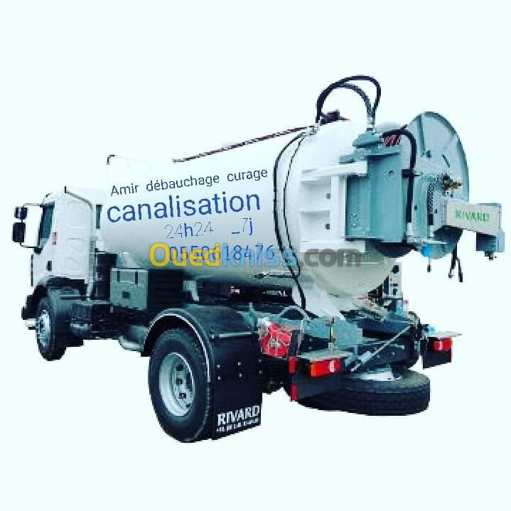 Camion hydrocureur vidangeur débouchag